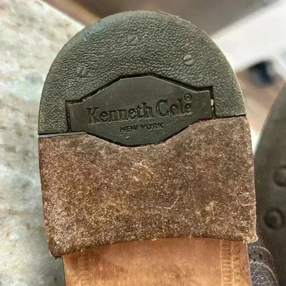 Kenneth Cole Vintage Brown Leather Lace Up Boots - Picture 9 of 15